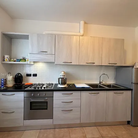 With Parking - Larihome A50 Appartamento Dongo
